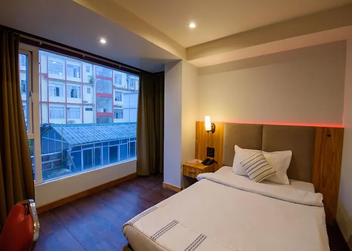 Emerald Hotel