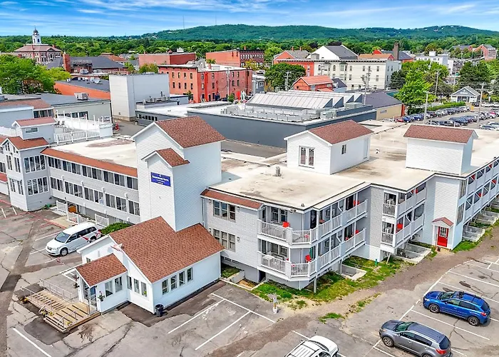 Harborline Hotel