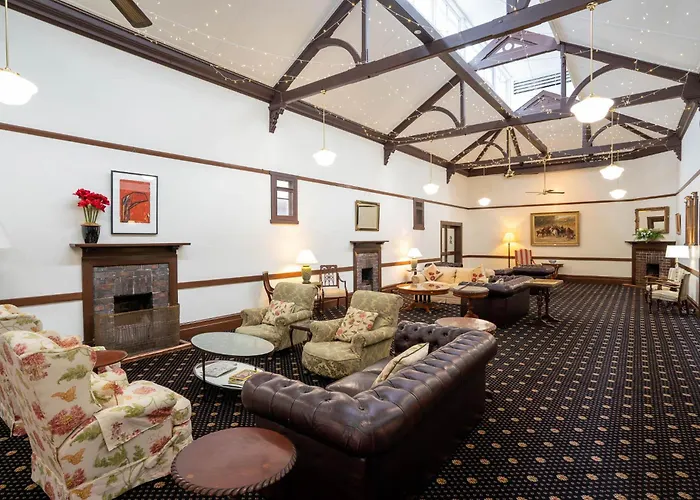The Riverine Club