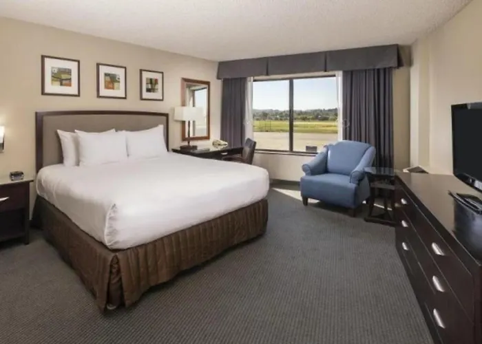 Fairbridge Hotel By Concord Plaza