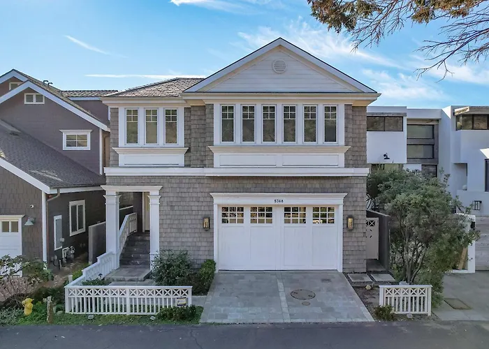 Seacliff Beach Retreat - Amazing Beachfront For Family Of 6