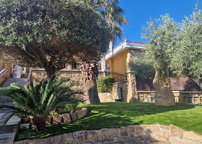 Casa Sinzias Con Piscina 9 Posti Letto