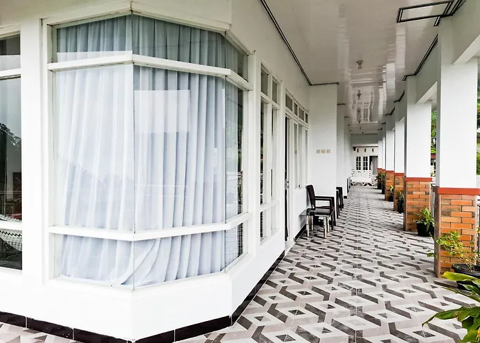 Hotel Green View Near Sarangan Lake Redpartner