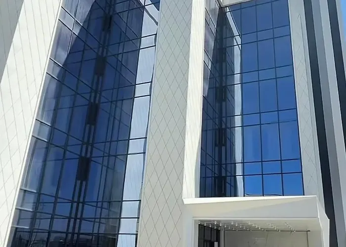 Апартаменты В Новом Отеле Радуга Вест