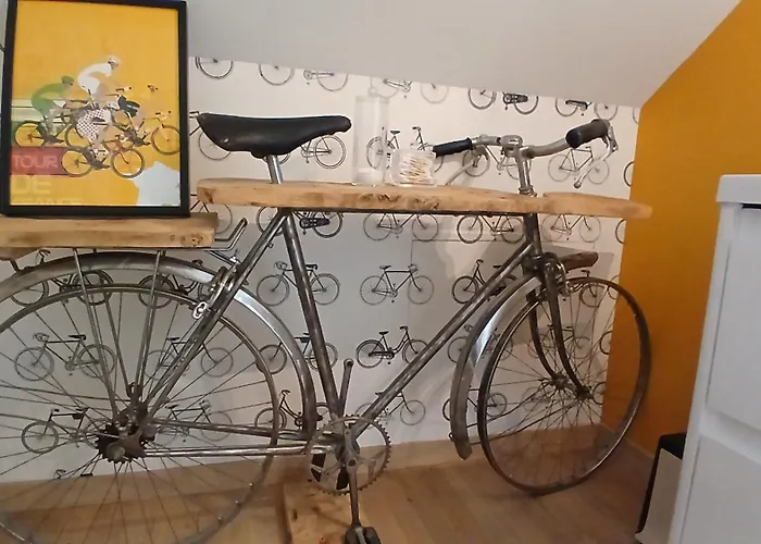 Appartement insolite de 60 m2 cuisine chambre parking jaccuzi