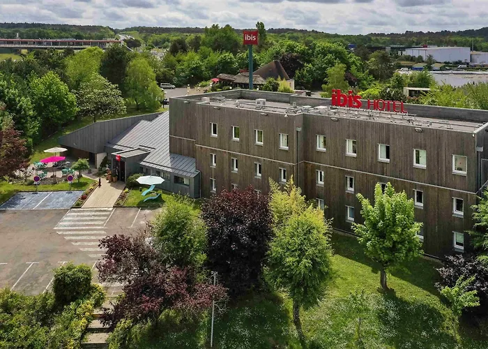 Ibis Nemours