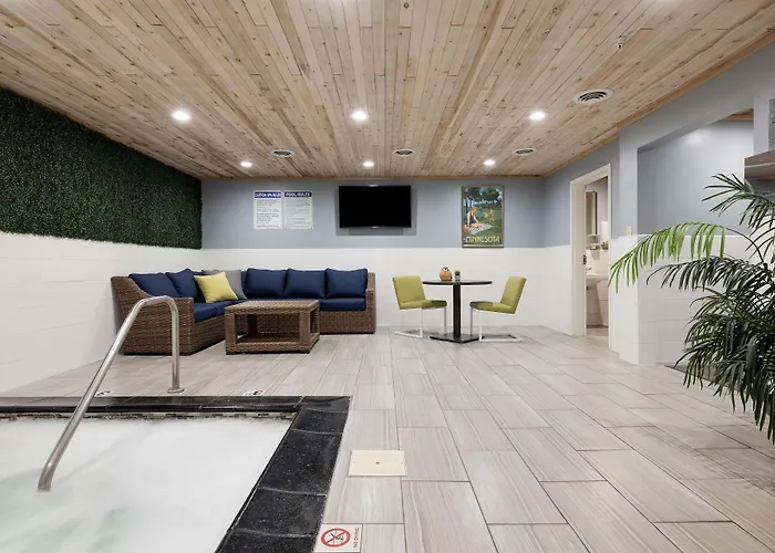 Redwood Lodge