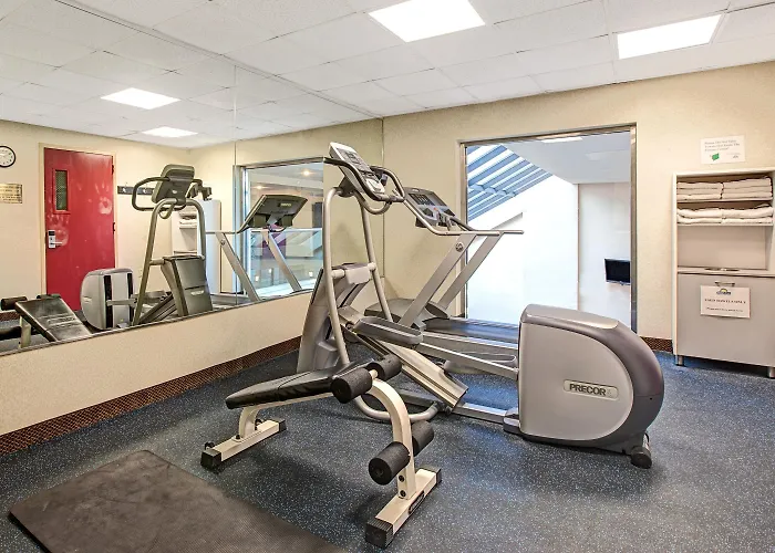 Days Inn By Wyndham Parsippany