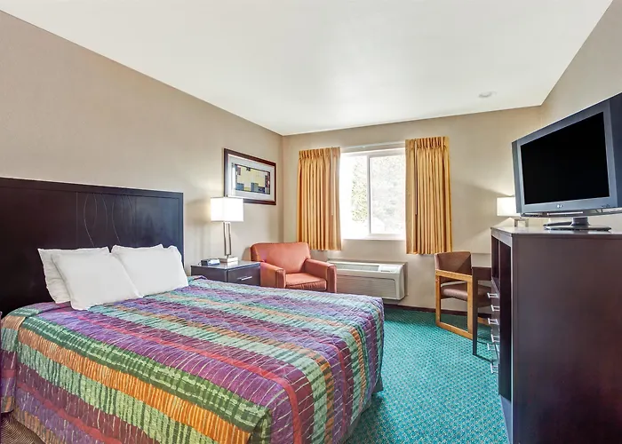 Days Inn By Wyndham Seattle Aurora