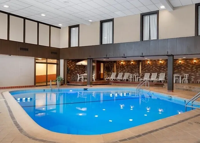 Albert Lea Inn And Suites