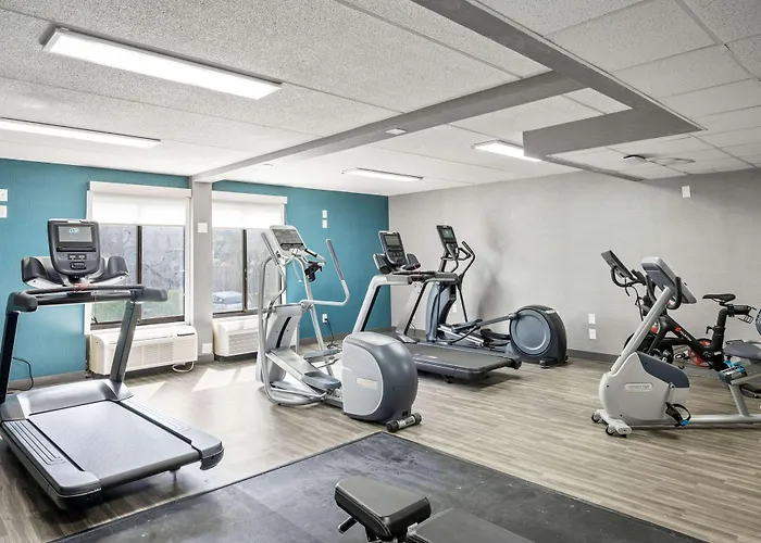 Hampton Inn Cleveland-Westlake