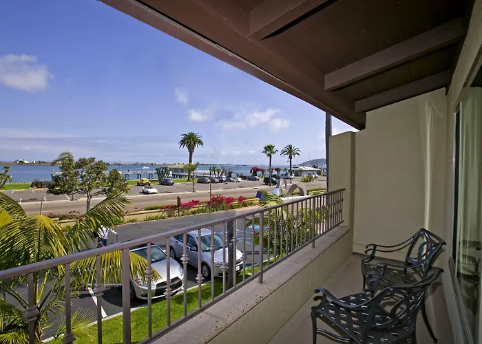 Best Western Plus Island Palms Hotel & Marina