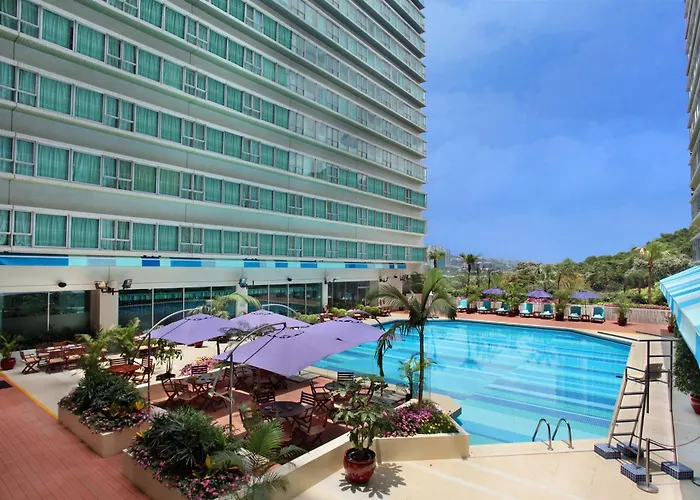 Regal Riverside Hotel