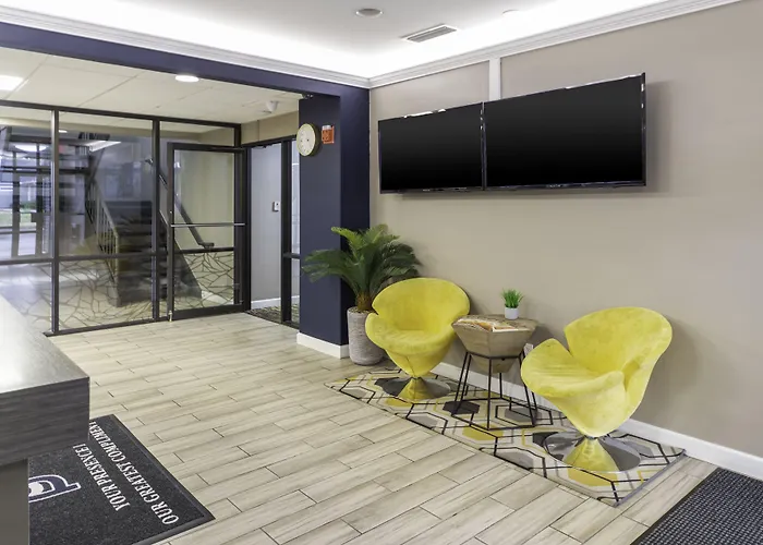 Bridgepointe Inn & Suites By Bphotels, Council Bluffs, Omaha Area