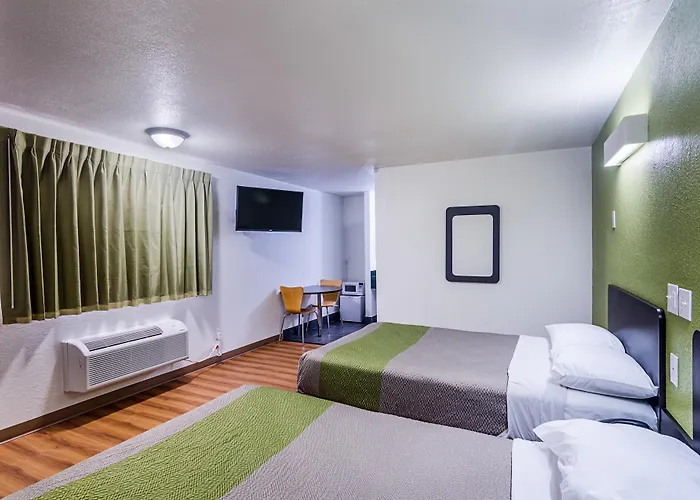 Motel 6-Childress, Tx