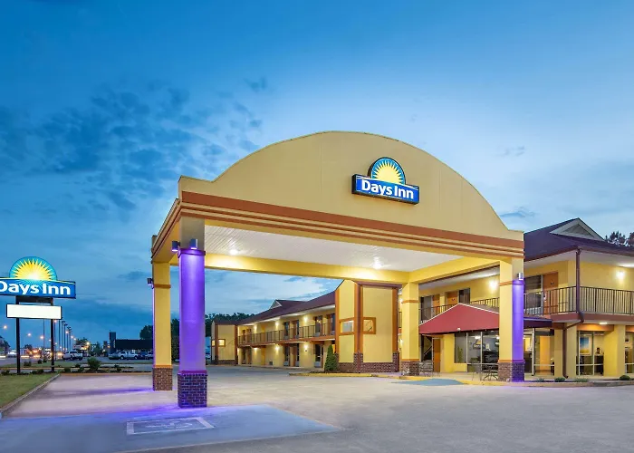 Days Inn By Wyndham Muscle Shoals