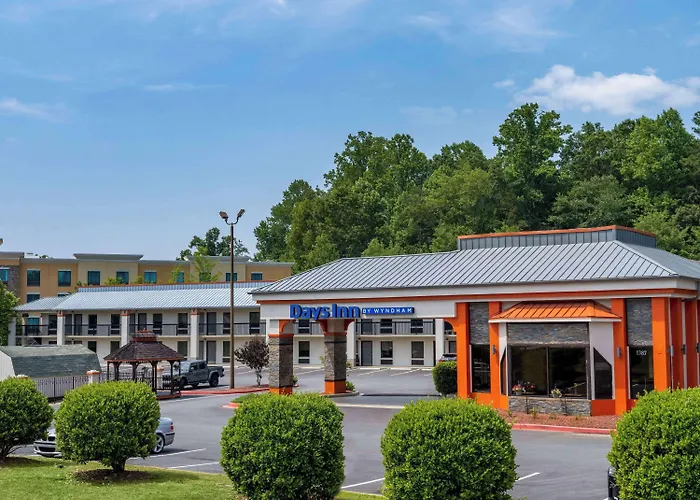 Days Inn By Wyndham Clemson