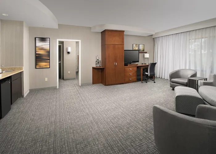 Courtyard By Marriott Lufkin