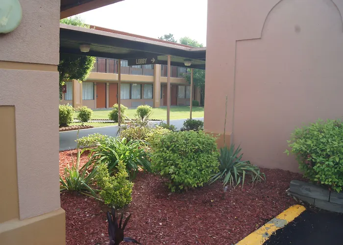Days Inn By Wyndham Durham/Near Duke University