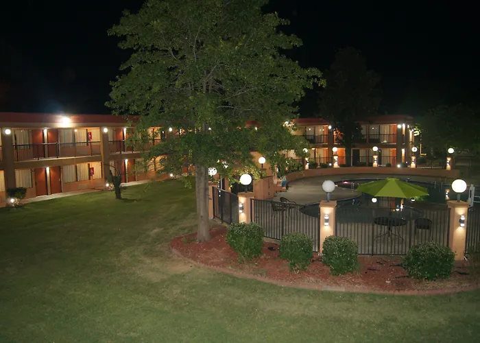 Days Inn By Wyndham Durham/Near Duke University