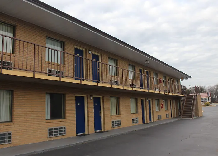 Americas Best Value Inn - Fredericksburg North