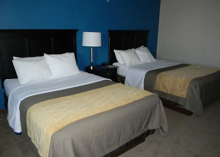 Boarders Inn & Suites By Cobblestone Hotels - Munising