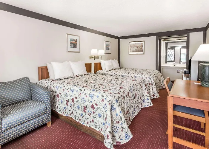 Knights Inn Racine