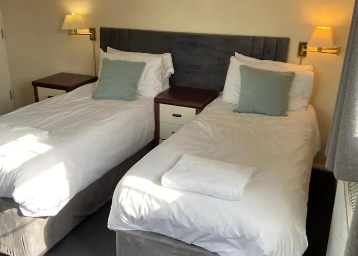 The Hillmorton Manor Hotel
