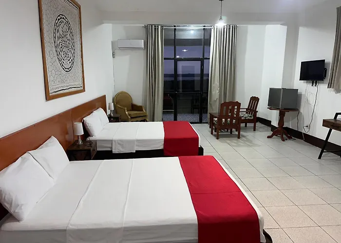 La Posada Del Cauchero Hotel & Suites