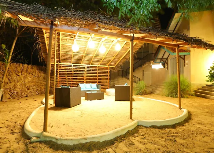 Kay Jay Beach House - Pasikudha