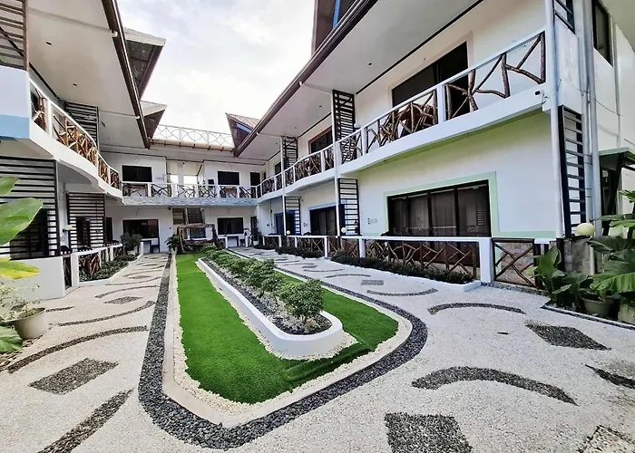 Hotel Oasis Port Barton