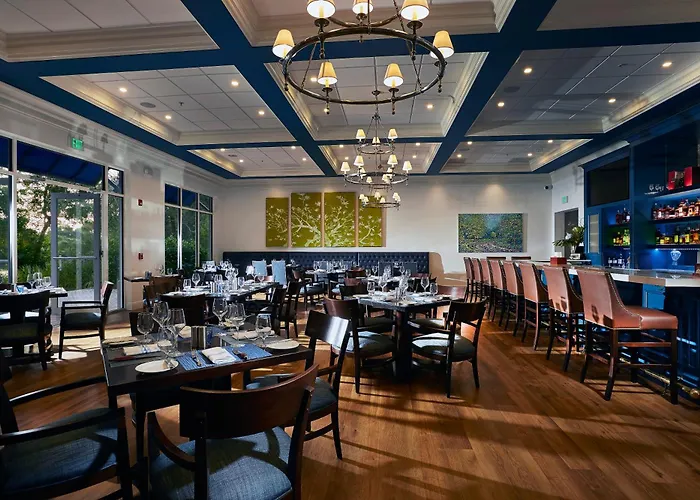 Trianon Bonita Bay Hotel