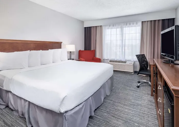 Country Inn & Suites By Radisson, Maumee - Toledo