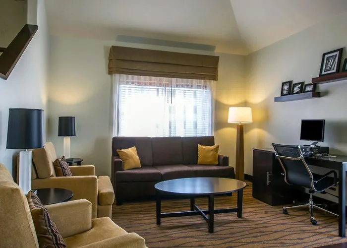 Clarion Pointe Sevierville-Pigeon Forge
