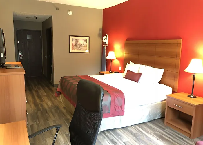 Ramada By Wyndham Pearl/Jackson Airport