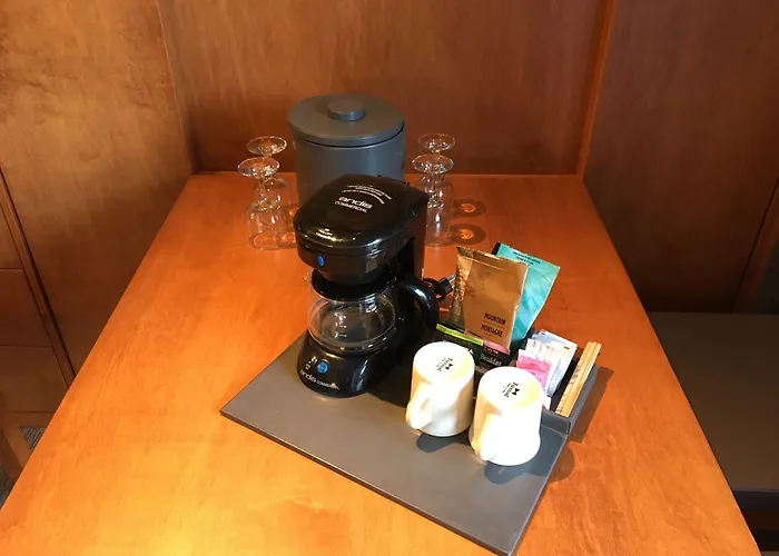 Whistler Village Inn&Suites