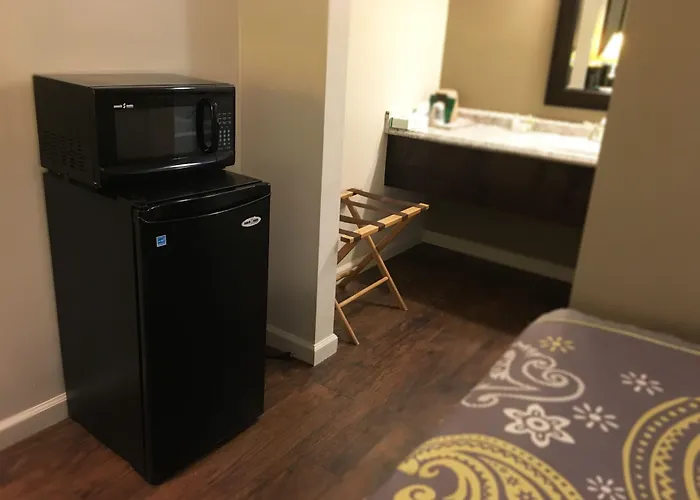 Days Inn By Wyndham Clanton Al