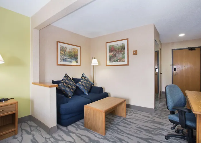 Fairbridge Inn & Suites Thornton