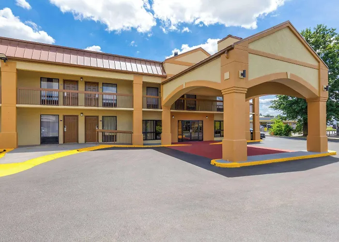 Days Inn By Wyndham Oak Grove/Ft. Campbell