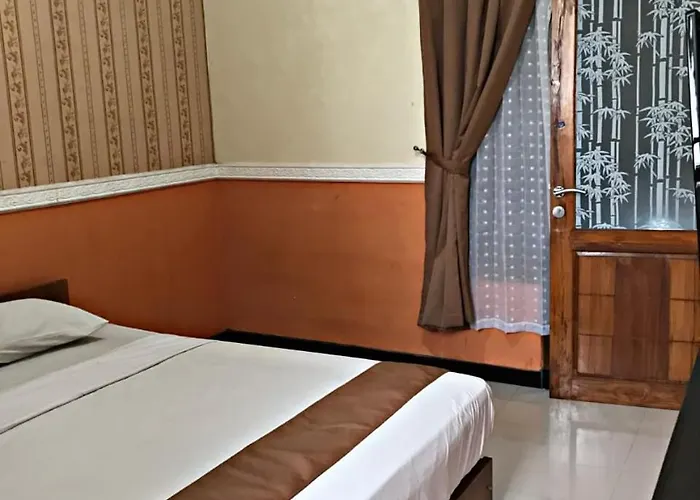 Grand Valonia Hotel Cafe & Park Jember