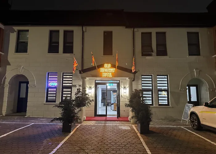 Old Ridgeway Hotel
