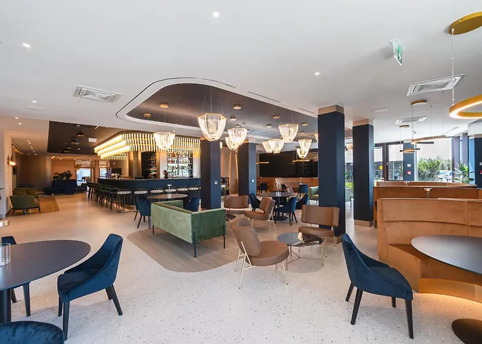 Energy Hotel & Business Center