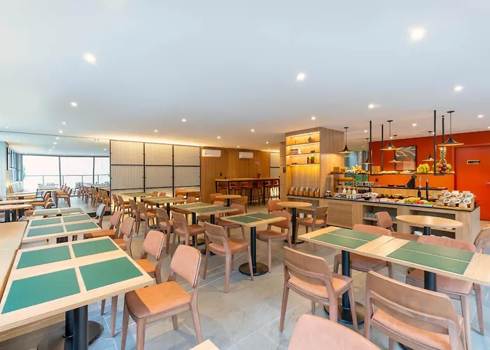 Cozzy Premium Paulista Hotel