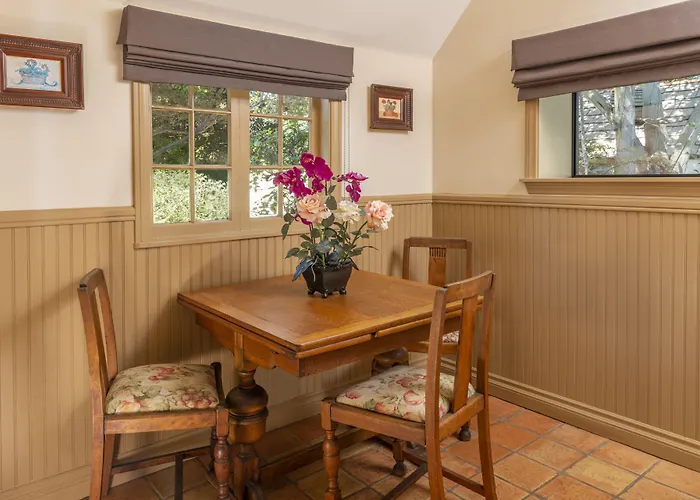 The Pierpont Inn