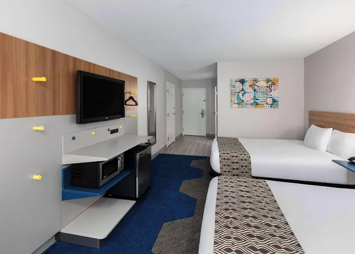 Microtel Inn Bowling Green