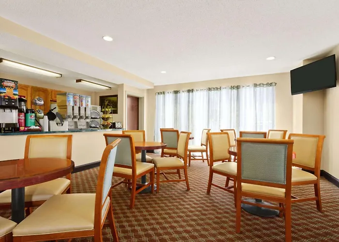 Ramada Limited - Columbia