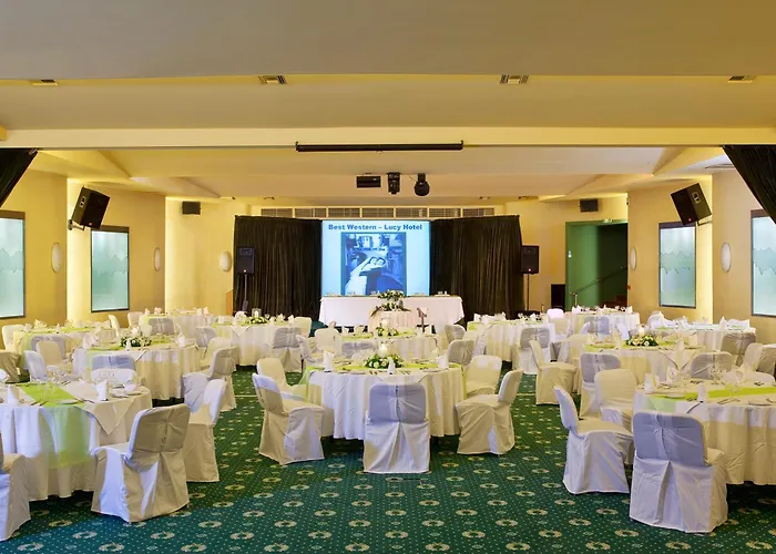 Lucy Hotel