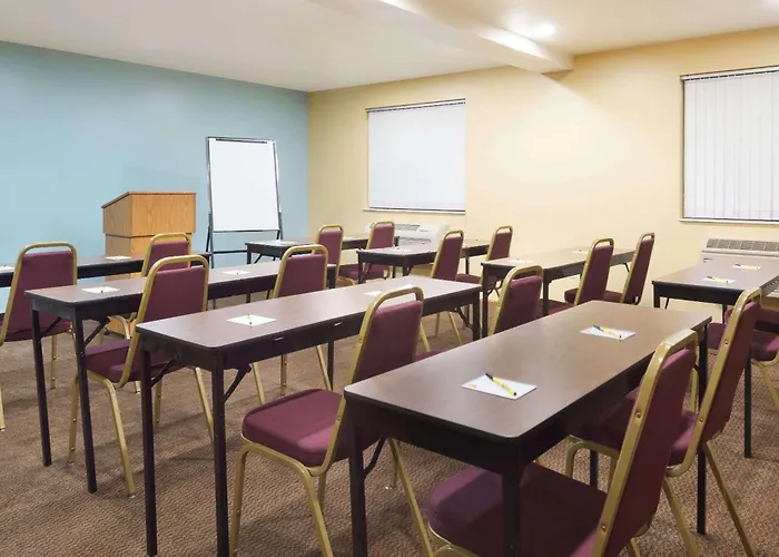 Super 8 By Wyndham Morgantown