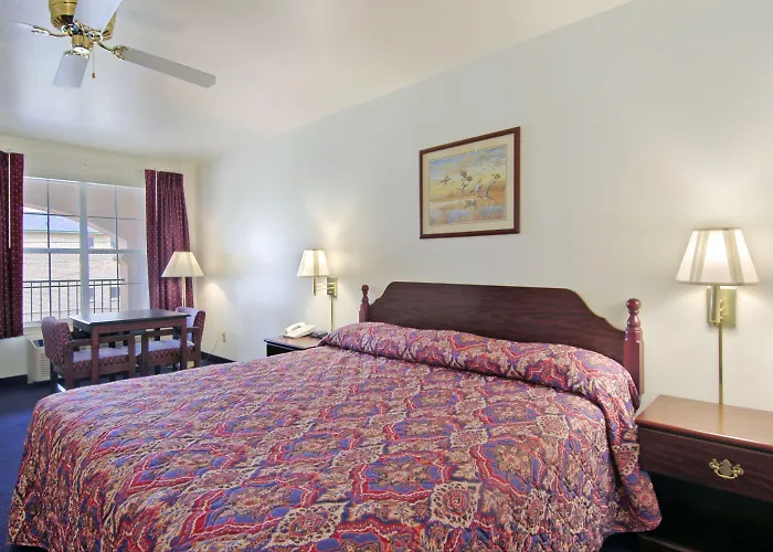 Quality Inn & Suites Greenville