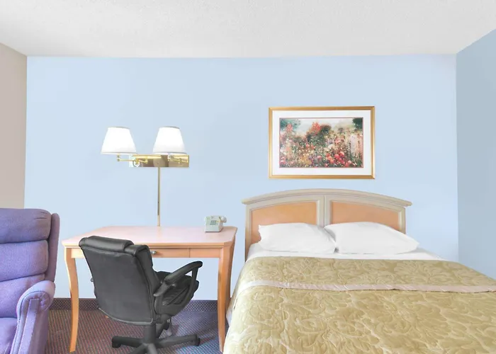Super 8 By Wyndham Augusta